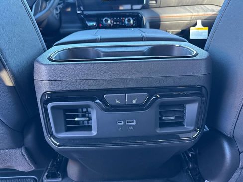 New 2026 GMC Sierra 2500 AT4 w/ Technology Package image 5