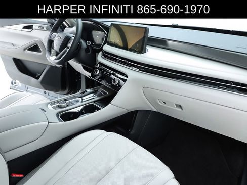 Certified 2026 INFINITI QX60 Luxe w/ Cargo Package AWD/4WD image 33