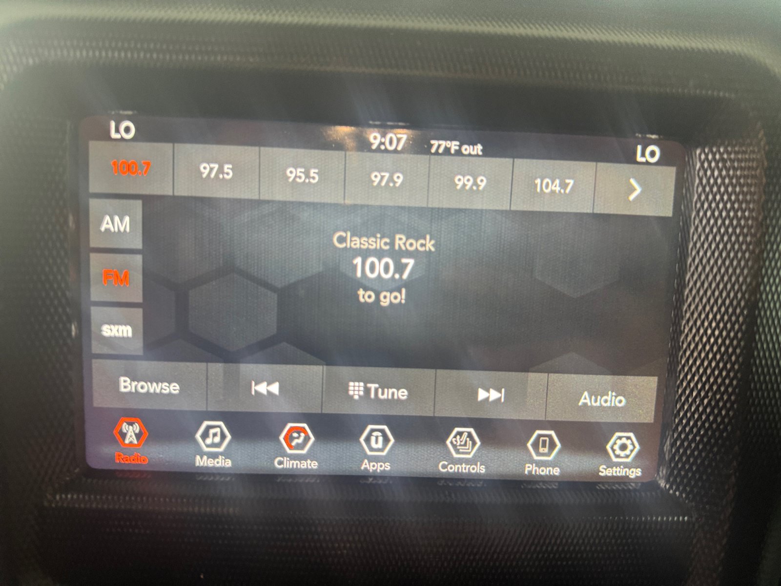 Used 2020 Jeep Wrangler Sport AWD/4WD image 19