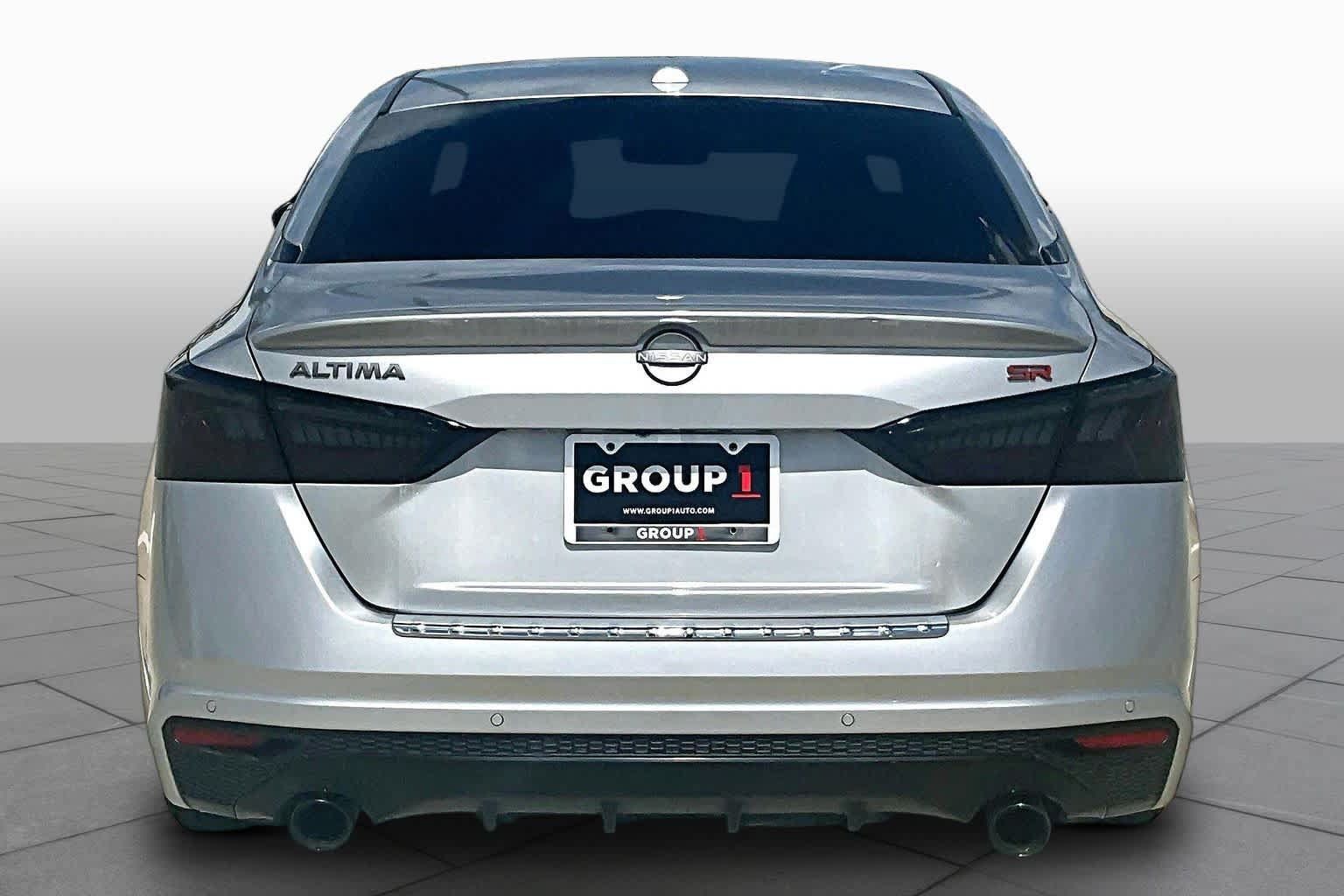Used 2023 Nissan Altima 2.5 SR FWD image 4