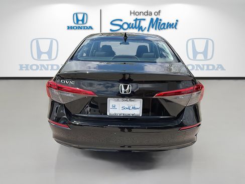 Used 2023 Honda Civic LX image 6