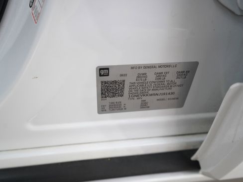 Used 2022 Chevrolet Traverse Premier image 23