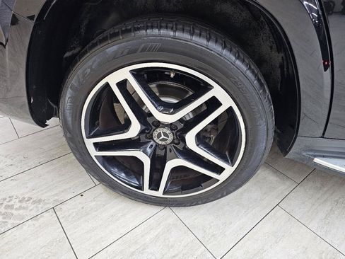 Used 2018 Mercedes-Benz GLS 550 4MATIC image 43