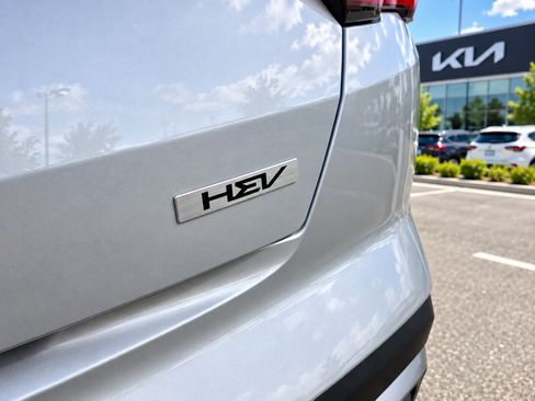 Used 2023 Kia Sorento EX AWD/4WD image 3