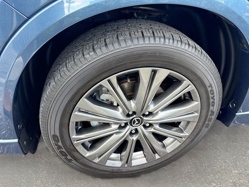Certified 2024 MAZDA CX-5 Signature AWD/4WD image 3