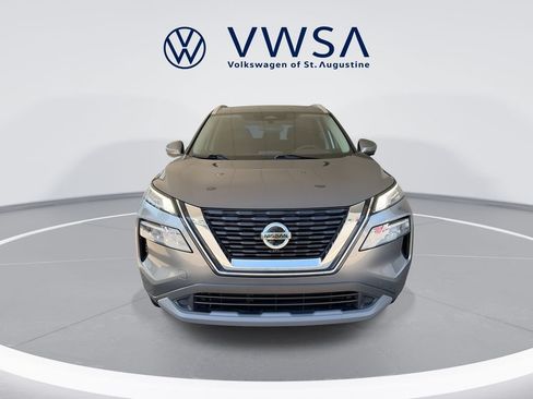 Used 2021 Nissan Rogue SV w/ Premium Package FWD image 3