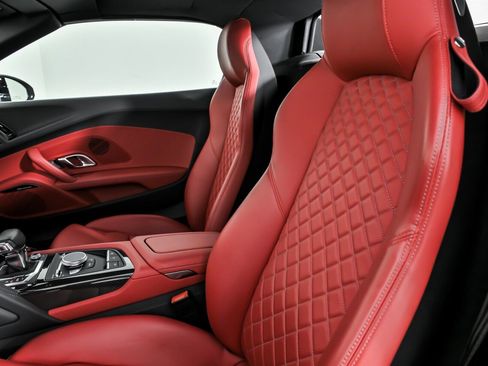 Used 2022 Audi R8 V10 performance image 28