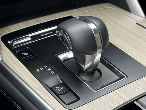 Certified 2024 MAZDA CX-90 Plug-In Hybrid w/ Preferred image 24