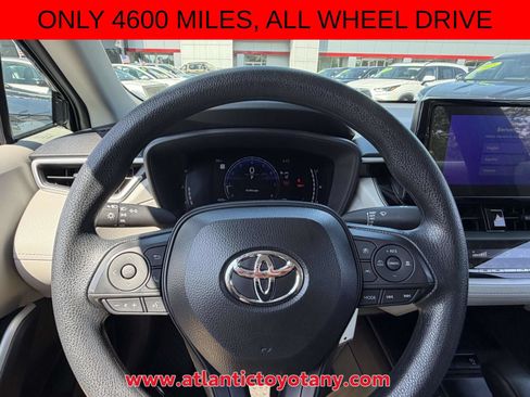 Used 2026 Toyota Corolla Cross L AWD/4WD image 8