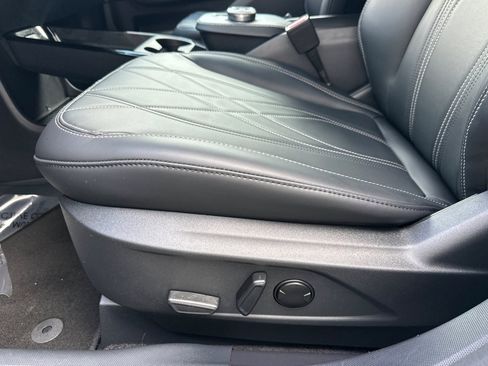 Used 2023 Ford Mustang Mach-E Select image 14