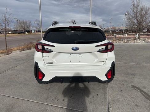 Used 2024 Subaru Crosstrek 2.0i Premium image 7