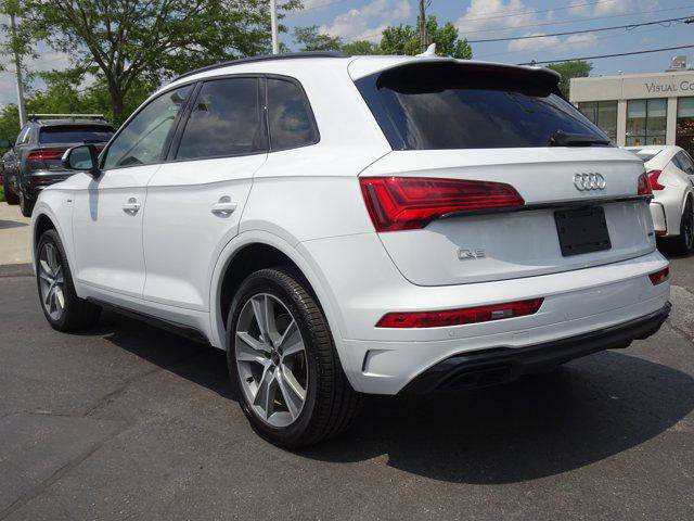 Certified 2025 Audi Q5 2.0T Premium AWD/4WD image 3