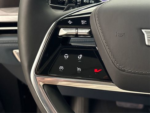 New 2025 Cadillac Escalade IQ Luxury 2 w/ LPO, Radiant Package image 28