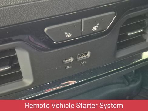 Certified 2023 Chevrolet Silverado 1500 ZR2 w/ Technology Package AWD/4WD image 28
