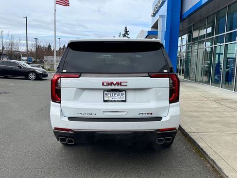 New 2026 GMC Yukon XL AT4 Ultimate AWD/4WD image 4