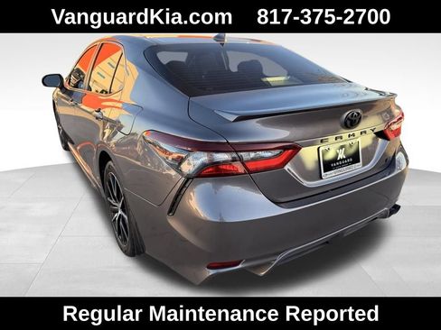 Used 2023 Toyota Camry SE image 2