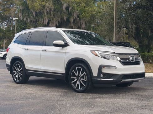 Used 2021 Honda Pilot Touring image 2
