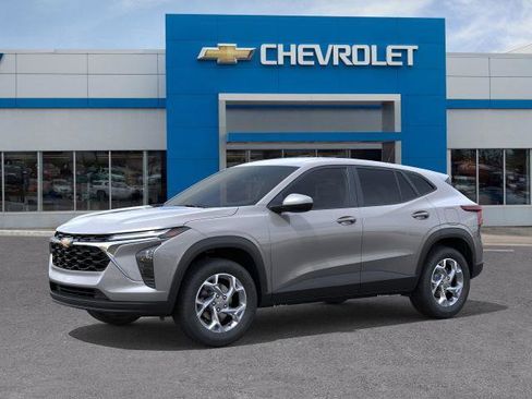 New 2026 Chevrolet Trax LS w/ LS Convenience Package image 31