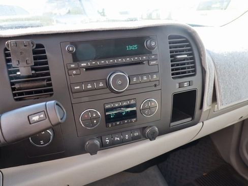 Used 2013 Chevrolet Silverado 3500 LT w/ Interior Plus Package AWD/4WD image 15