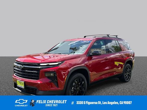 New 2025 Chevrolet Traverse LT w/ Enhanced Driving Package image 1