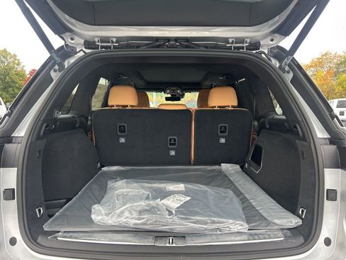 New 2025 Jeep Grand Cherokee Summit AWD/4WD image 25