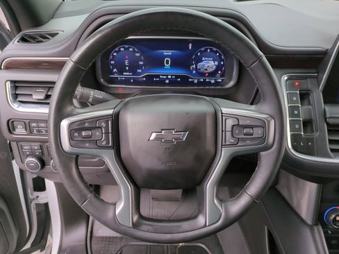 Used 2023 Chevrolet Tahoe Z71 w/ Luxury Package image 12