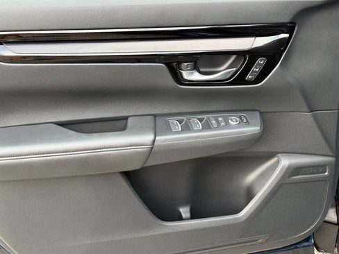 Used 2025 Honda CR-V EX-L image 13