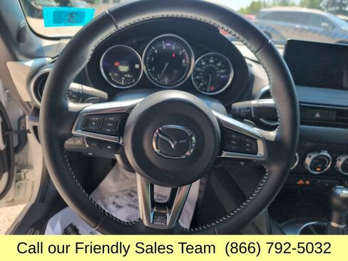 Used 2024 MAZDA MX-5 Miata Grand Touring RWD image 15