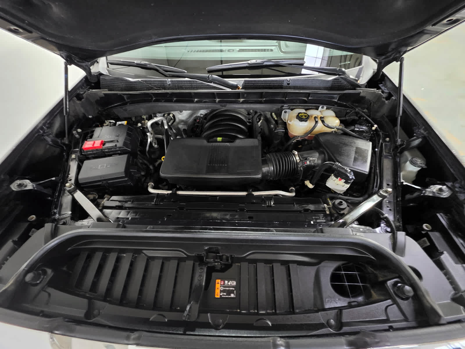 Used 2025 GMC Sierra 1500 SLT AWD/4WD image 13