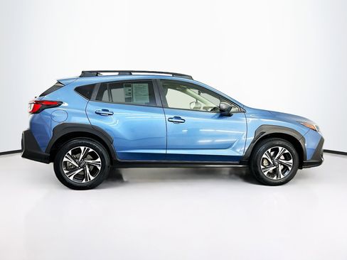 Used 2024 Subaru Crosstrek 2.0i Premium image 10