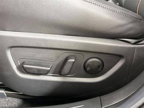 Certified 2025 MAZDA CX-50 AWD 2.5 S w/ Accent Package image 33