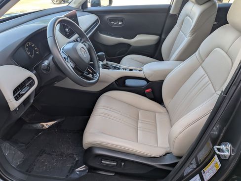 Certified 2024 Honda HR-V EX-L image 12