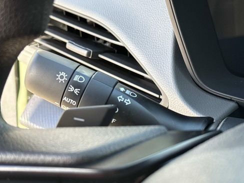 New 2026 Subaru Crosstrek 2.0i Premium image 37