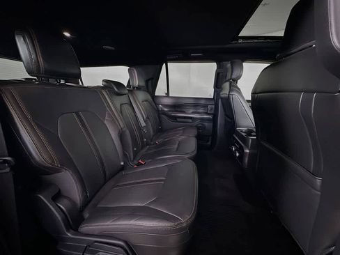Used 2022 Ford Expedition Max Platinum AWD/4WD image 33