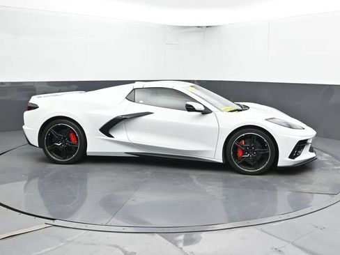 Used 2024 Chevrolet Corvette Stingray Premium Conv w/ Battery Protection Package RWD image 3