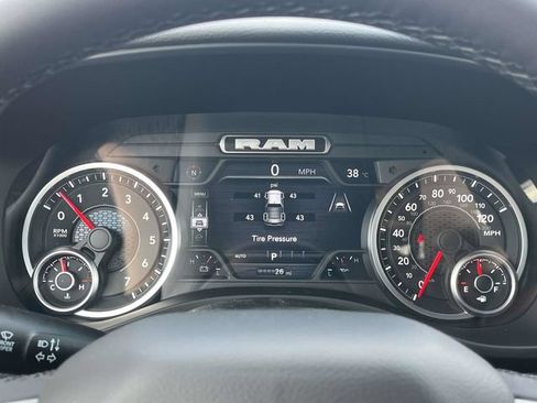 New 2027 RAM 1500 4x4 Crew Cab image 30