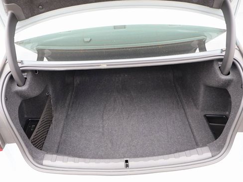 Used 2025 BMW 330i xDrive Sedan image 17