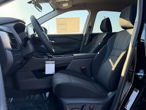 New 2026 Nissan Rogue SV w/ Cold Weather Package FWD image 11
