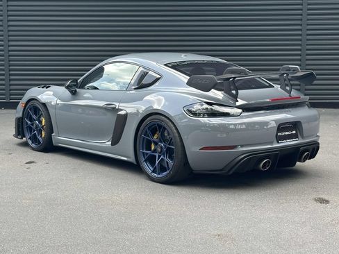 Used 2023 Porsche 718 Cayman GT4 RS RWD image 3