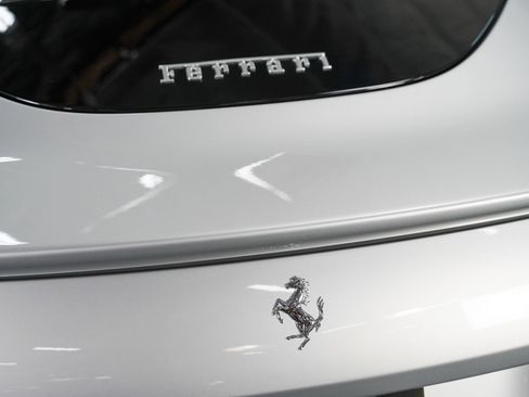 Used 2021 Ferrari Roma image 19