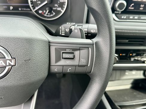 Used 2026 Nissan Rogue S AWD/4WD image 14