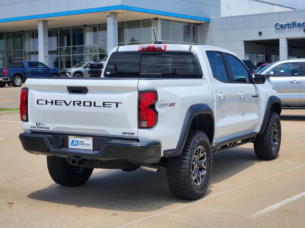 New 2026 Chevrolet Colorado ZR2 w/ Technology Package AWD/4WD image 3