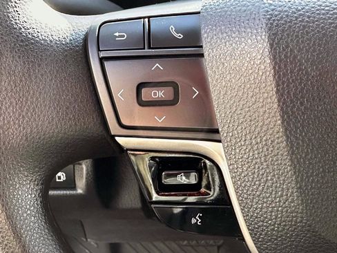 Used 2025 Toyota Camry LE FWD image 19