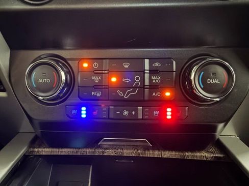 Used 2019 Ford F250 Lariat w/ Lariat Ultimate Package image 20