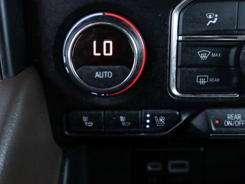 Used 2021 Chevrolet Suburban High Country w/ Premium Package image 40