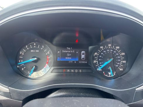 Used 2016 Ford Fusion SE w/ Equipment Group 201A AWD/4WD image 14
