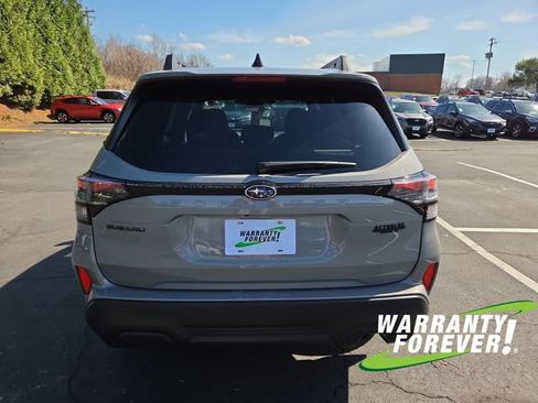 Used 2025 Subaru Forester Premium AWD/4WD image 6