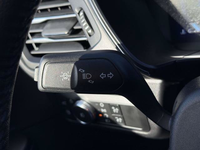 Used 2020 Ford Escape Titanium AWD/4WD image 24