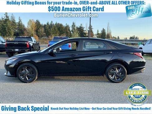 Used 2022 Hyundai Elantra SEL w/ Cargo Package image 2