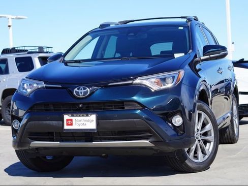 Used 2017 Toyota RAV4 Platinum w/ Cargo Management Package image 1
